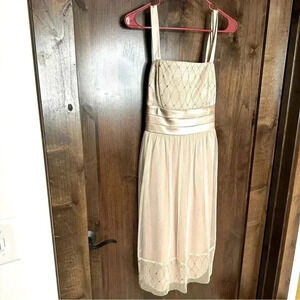Beautiful champagne color R&M Richards evening cocktail dress women’s Size 12